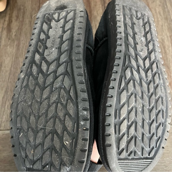 Black uggs - Picture 5 of 5